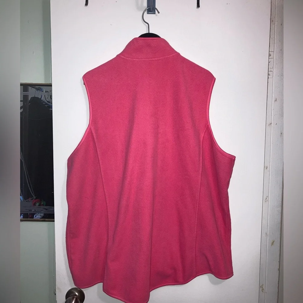 Vest - Picture 3 of 6